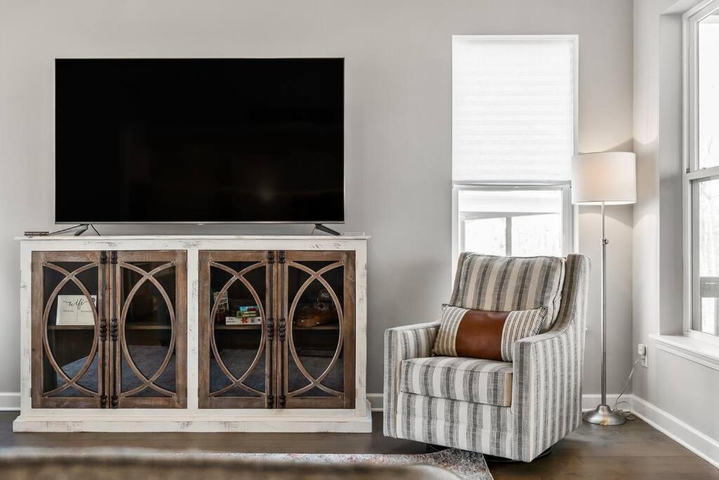 Beautiful Home With Lake And Marina Access, Firepit, Golf Cart Included Estill Springs 외부 사진
